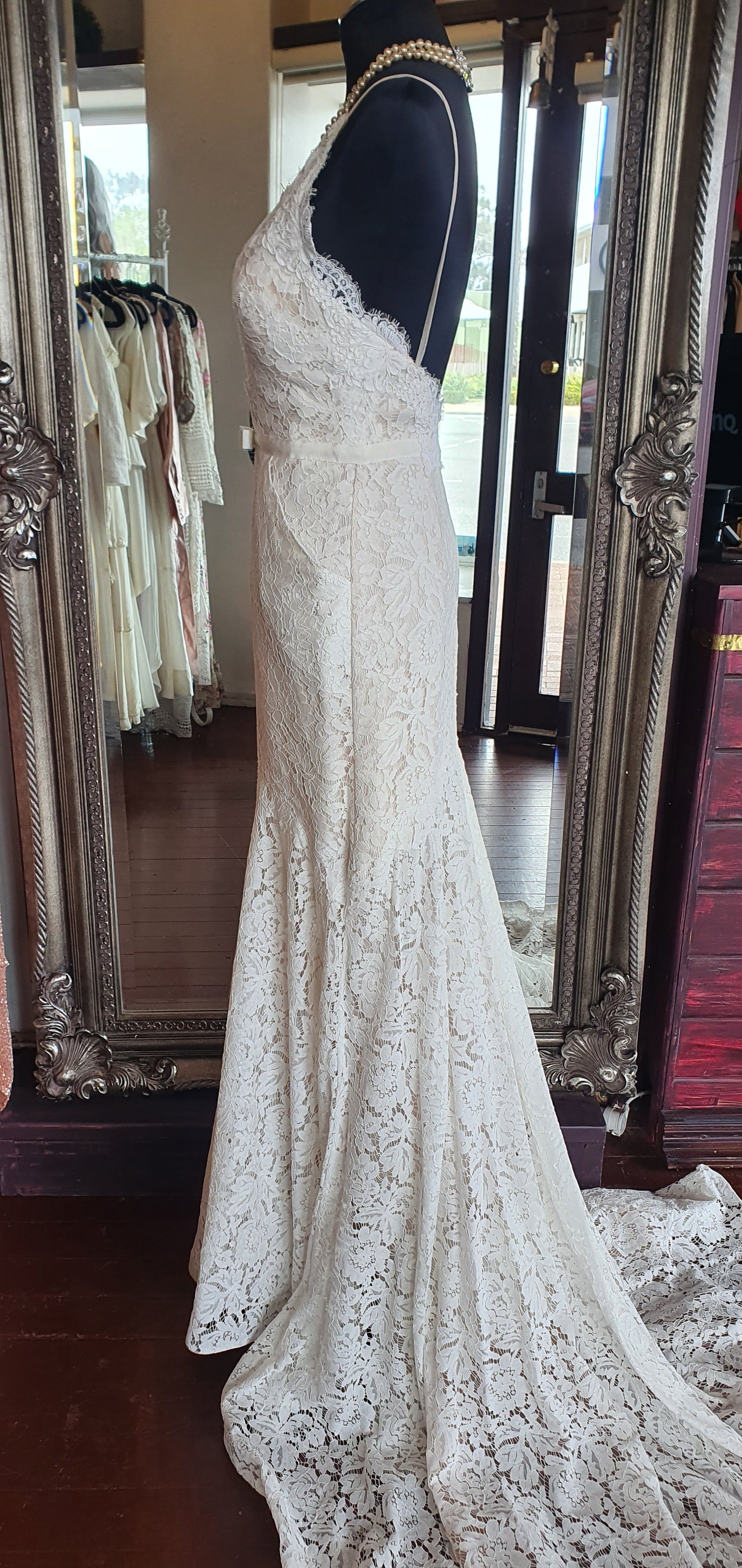 Gemy Maalouf Lace Trumpet Gown
