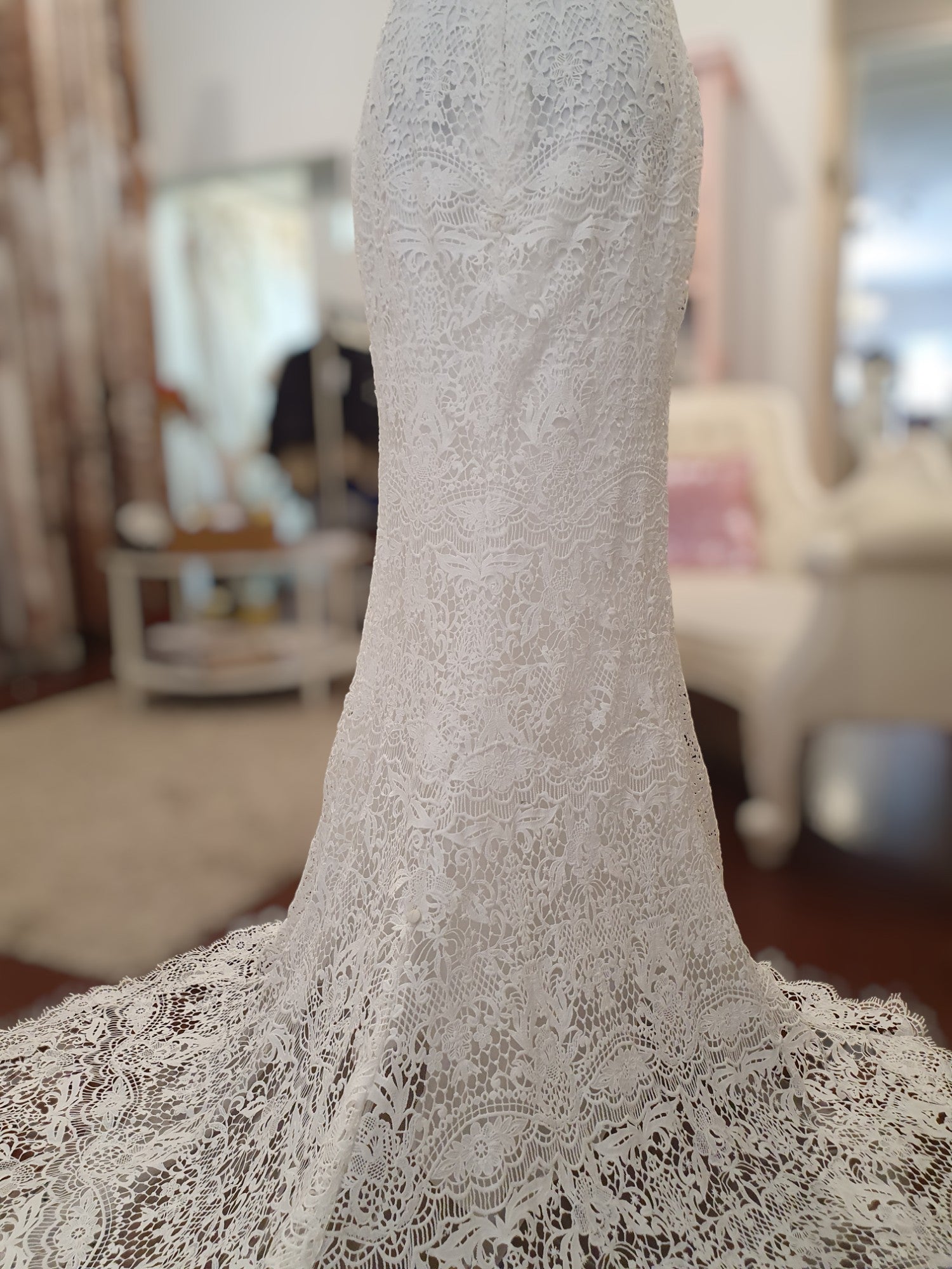 Cotton Lace Sweetheart Gown