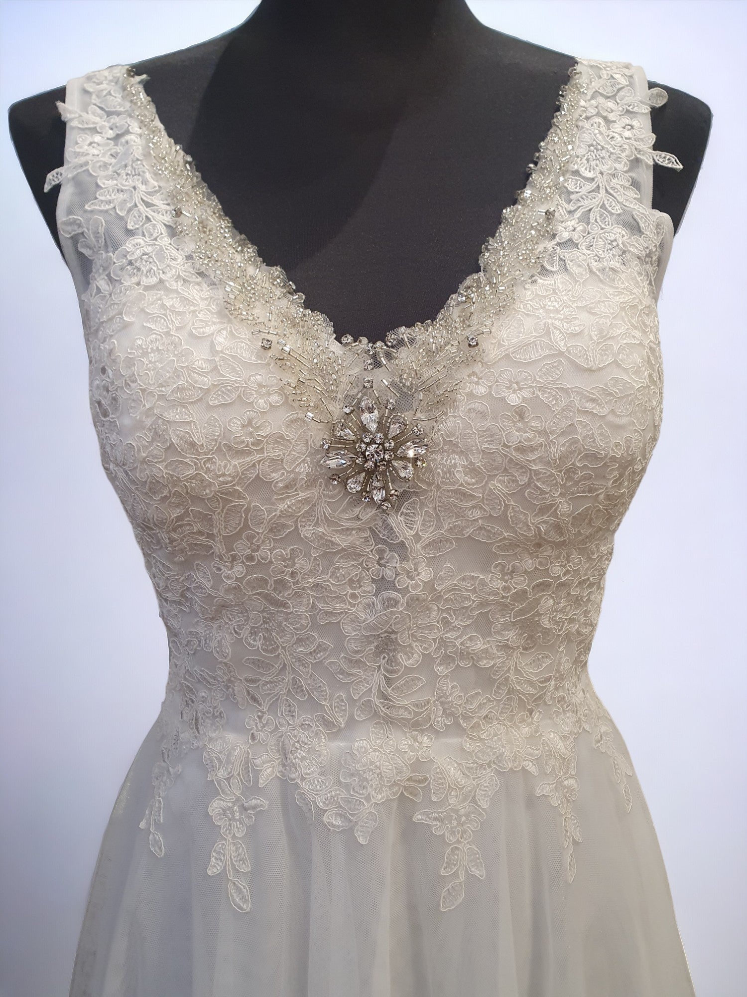 Anenia Bridal Couture by Anissa