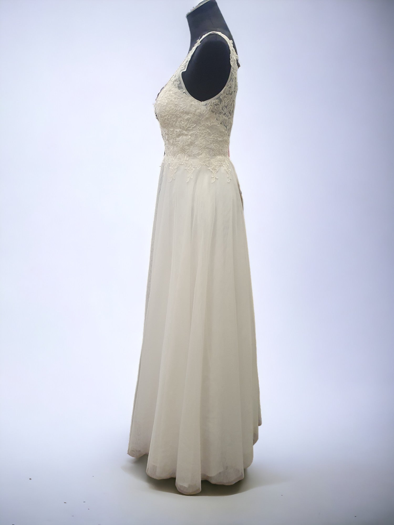 Anenia Bridal Couture by Anissa