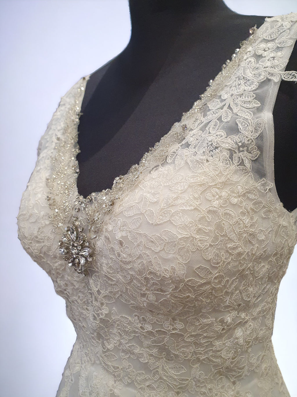 Anenia Bridal Couture by Anissa