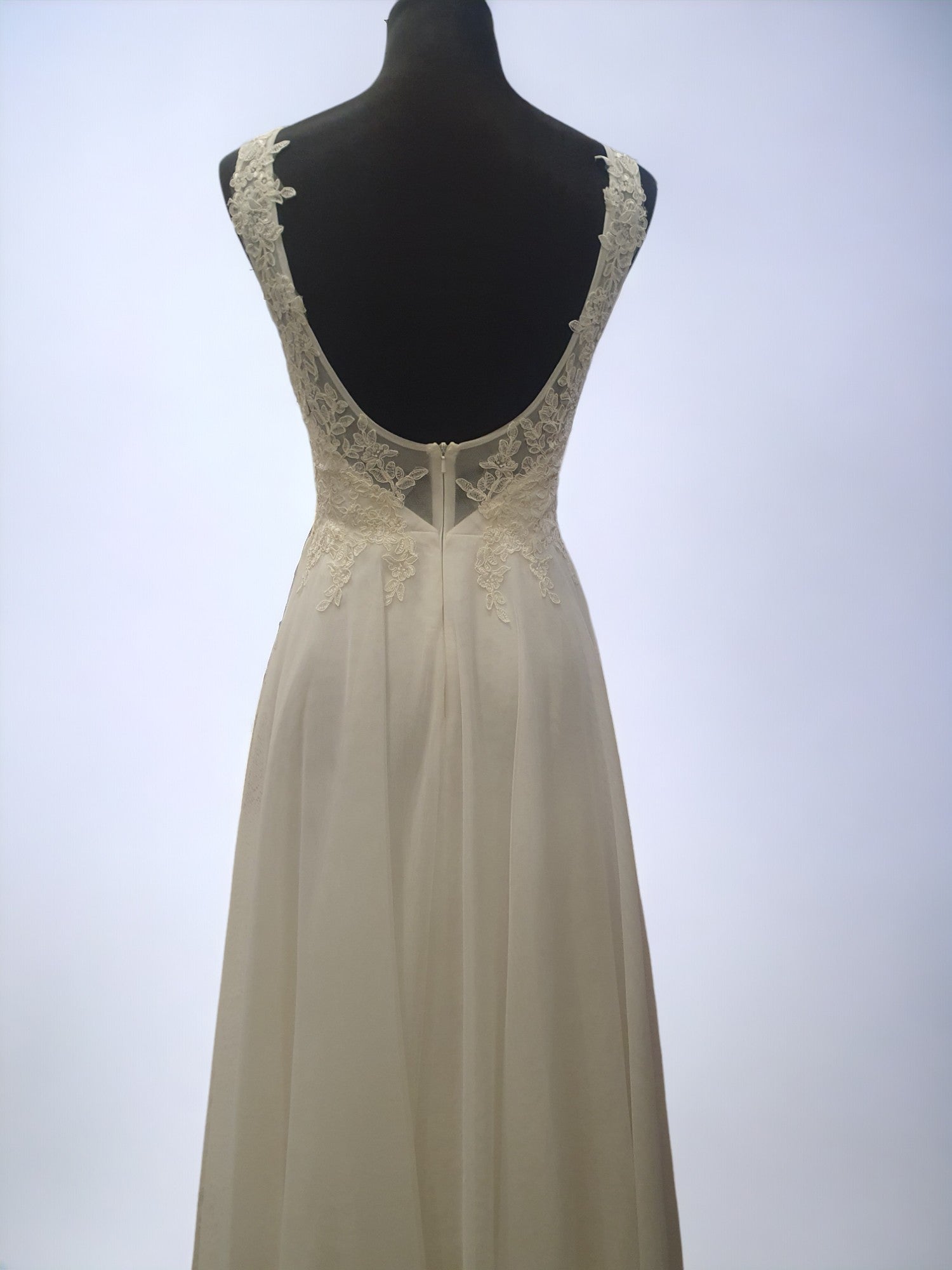 Anenia Bridal Couture by Anissa