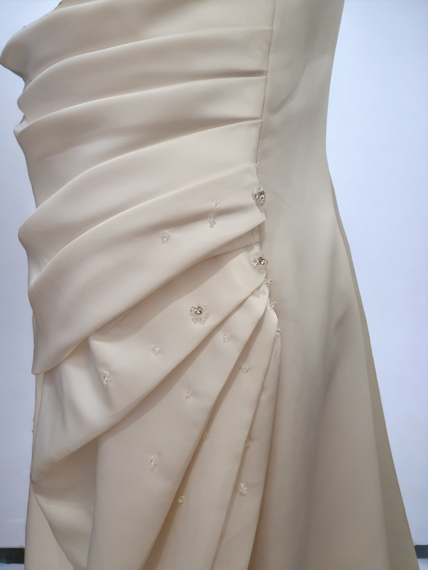 Cupids Gown Size 10