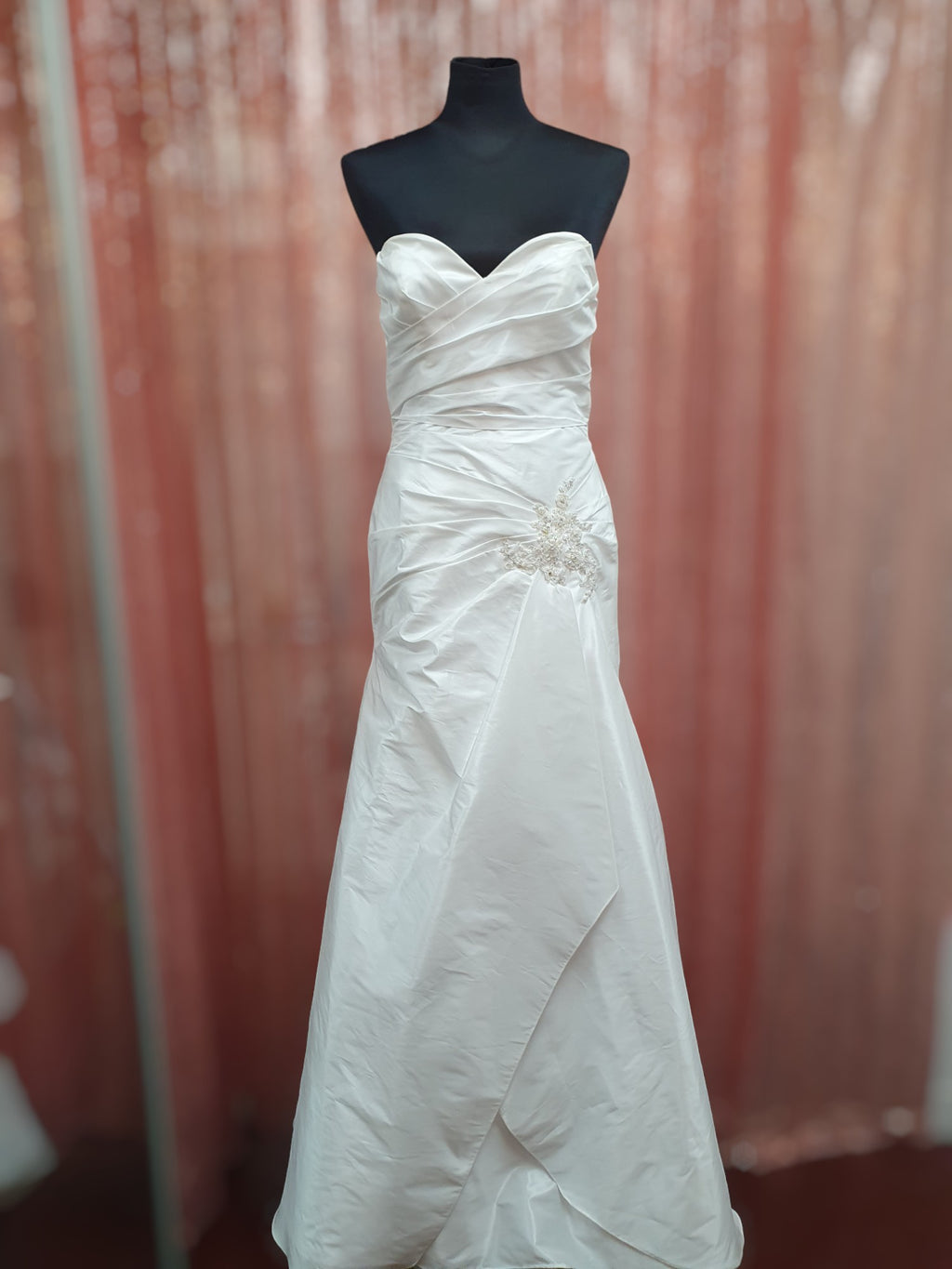 Tres Chic Strapless Gown