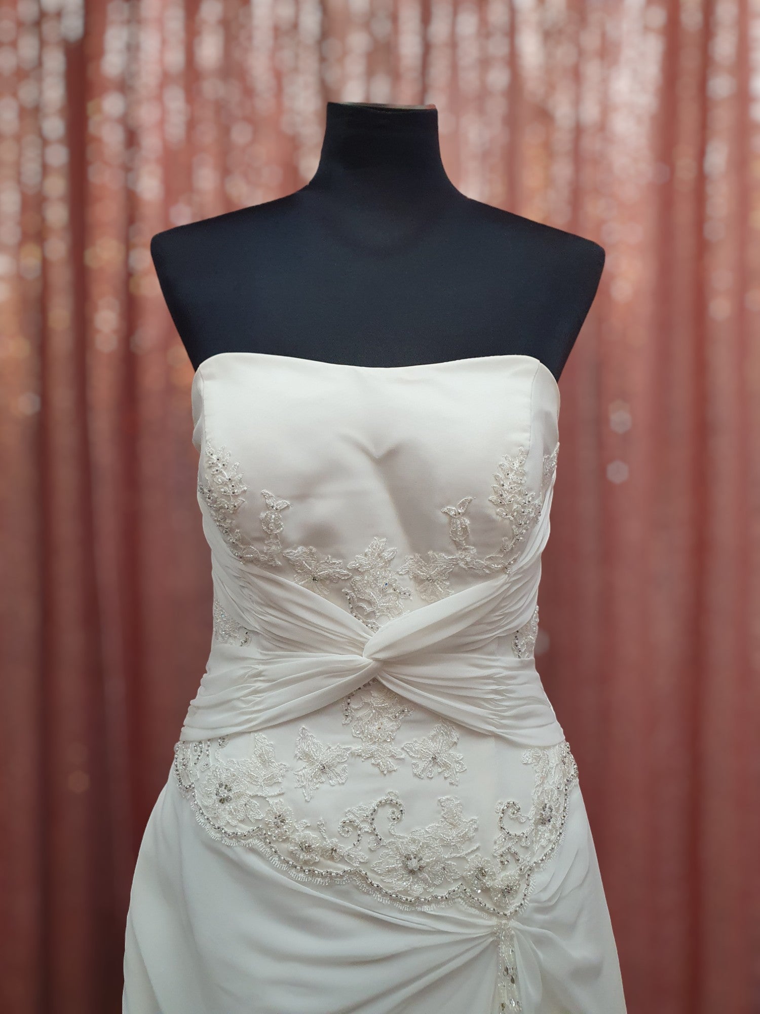 Size 16 Strapless Sweetheart Gown