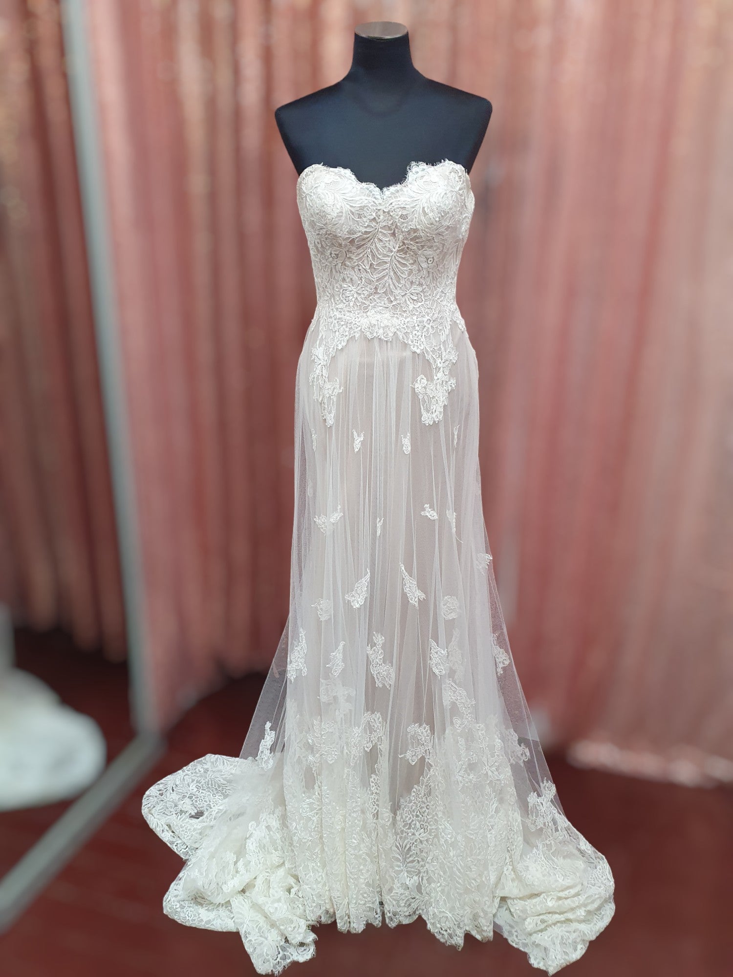 Stunning Tuscany Wedding Dress