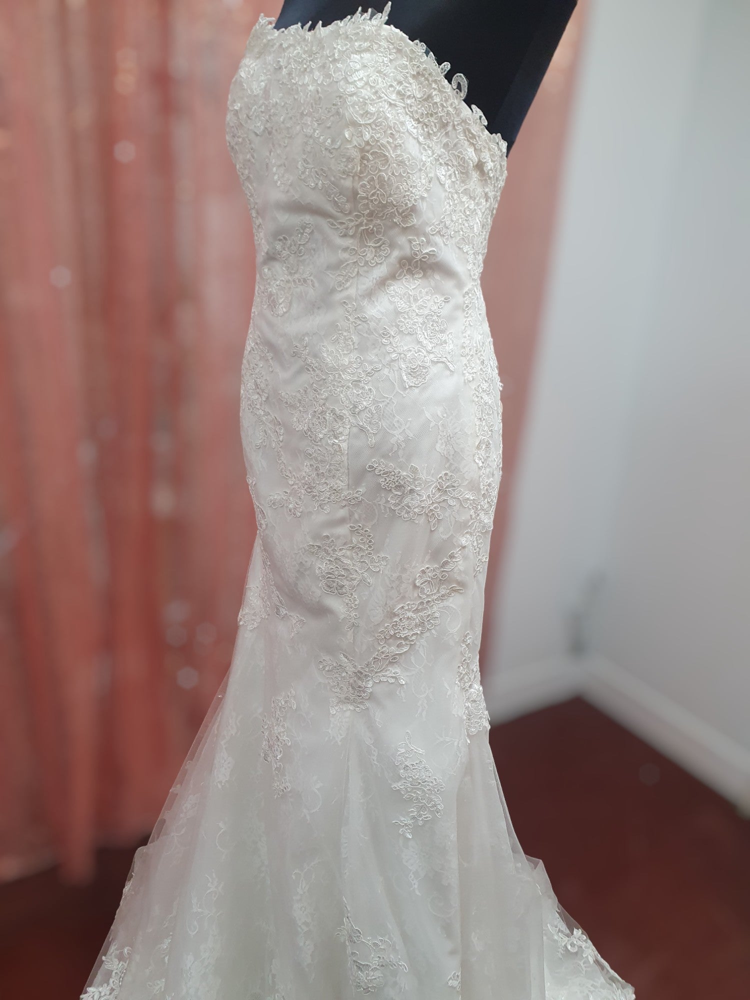 Le Vow Strapless Fit & Flare