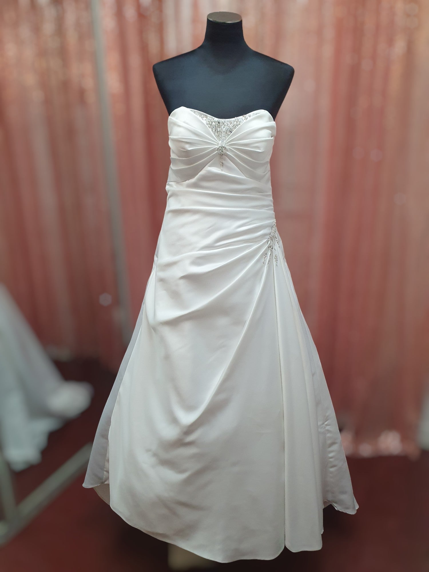 Hobnob Strapless Gown