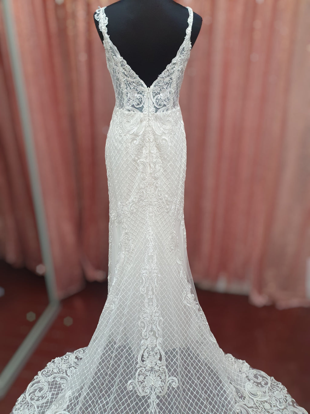 Madi Lane Lace Fitted Gown