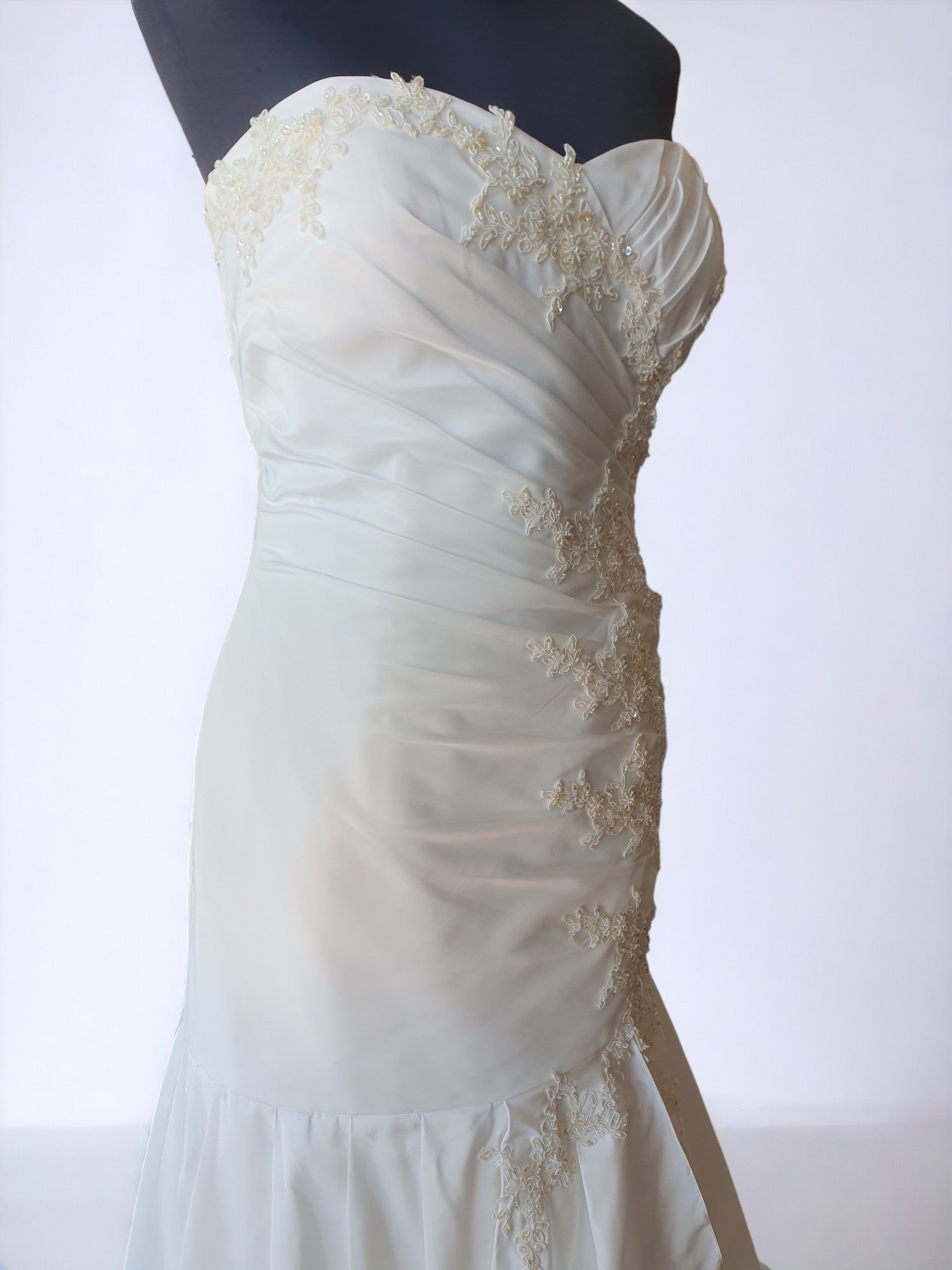 Ivory Strapless Wedding Gown