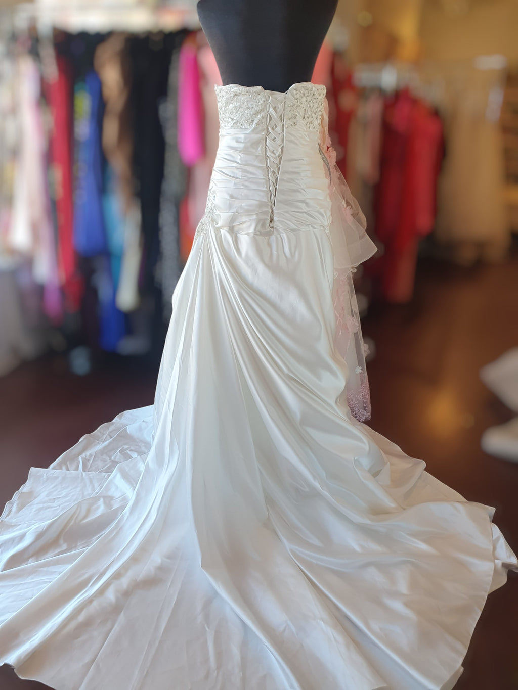 Strapless Rouched Lace up Gown, BNWT, Size 16 Ivory