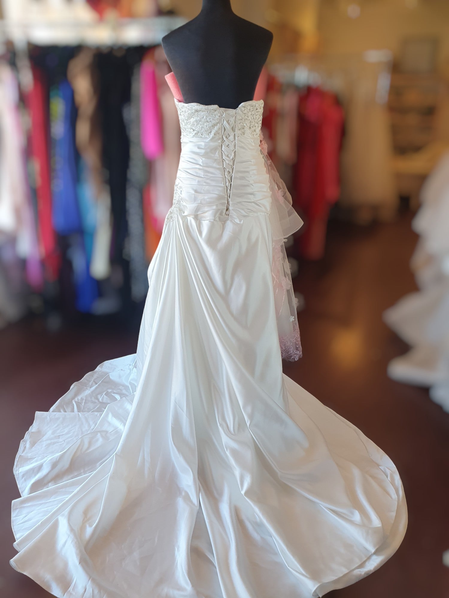 Strapless Rouched Lace up Gown, BNWT, Size 16 Ivory