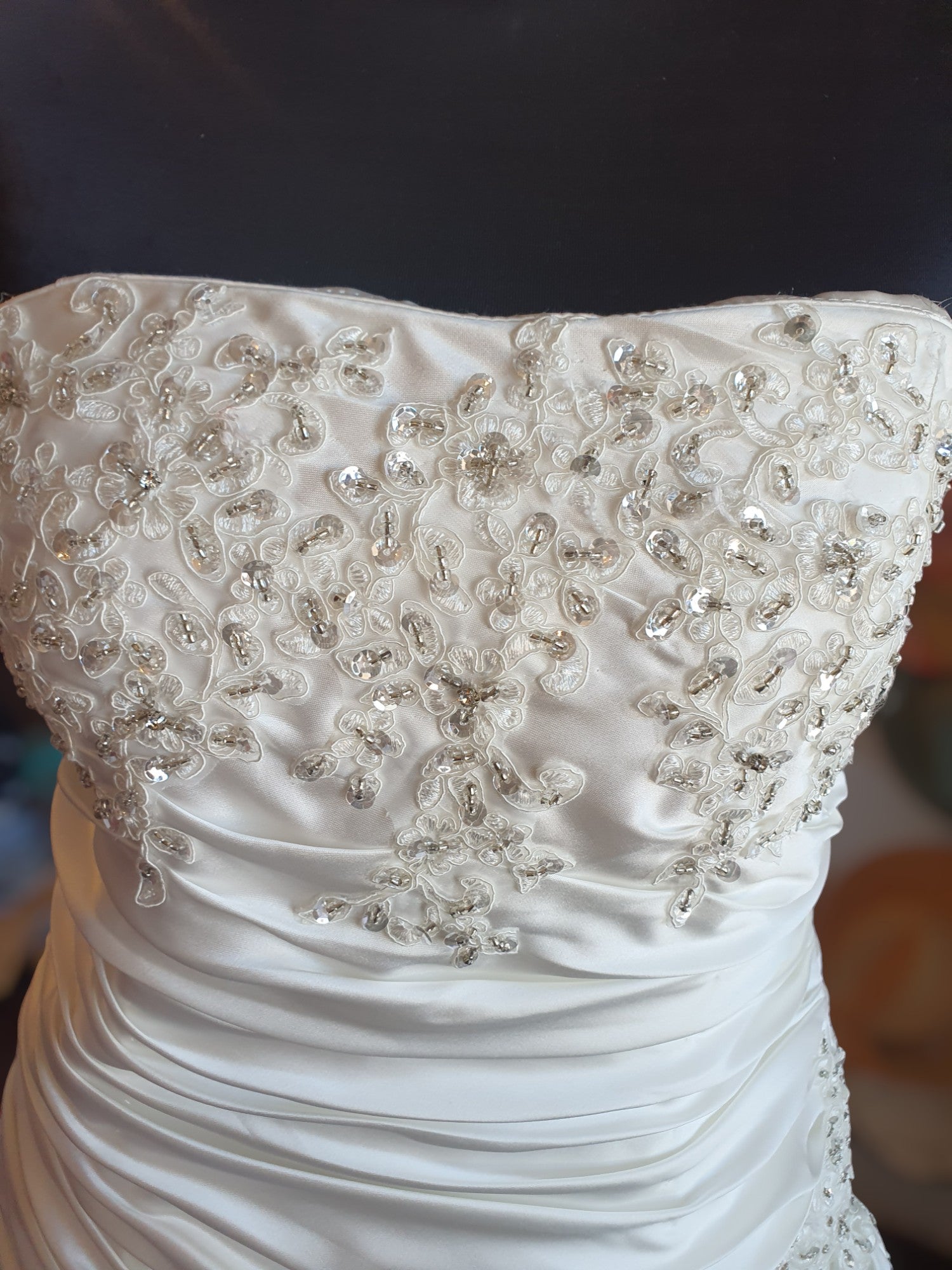 Strapless Rouched Lace up Gown, BNWT, Size 16 Ivory