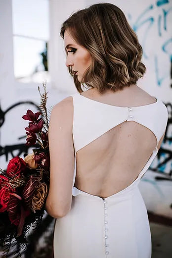 Qnique L'Wren Arkadia Gown