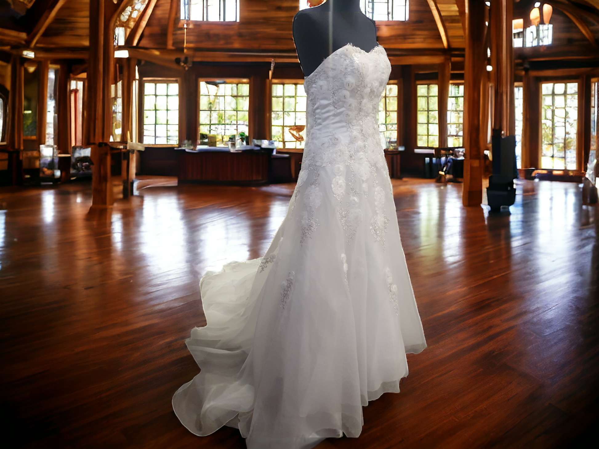 Mary's Size 8 Strapless Wedding Dress With 3D Roses