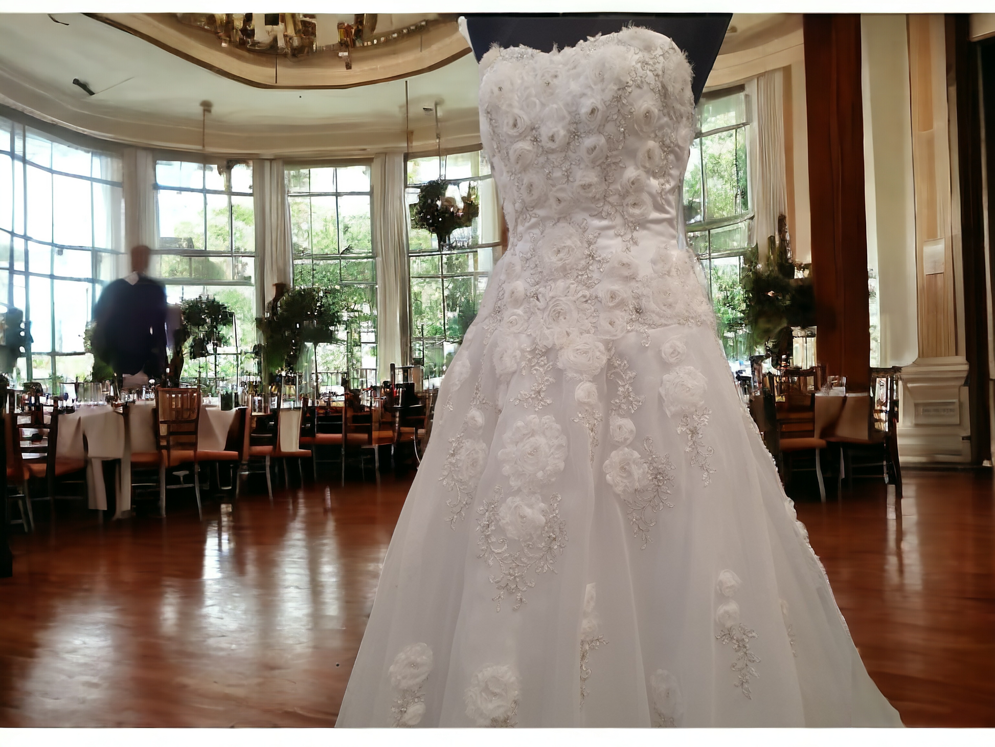 Mary's Size 8 Strapless Wedding Dress With 3D Roses